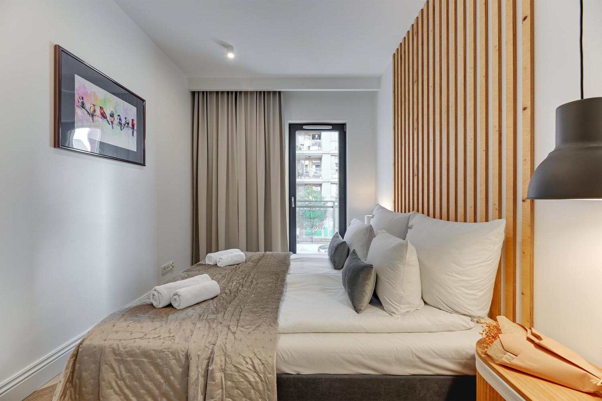 Aura III Apartments & Free Parking By Downtown Apartments 그단스크 객실 사진