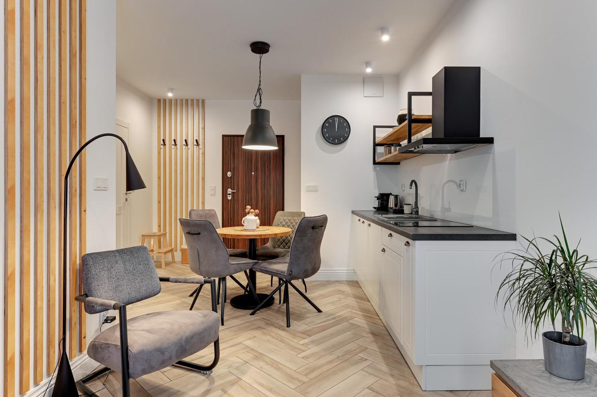 Aura III Apartments & Free Parking By Downtown Apartments 그단스크 객실 사진