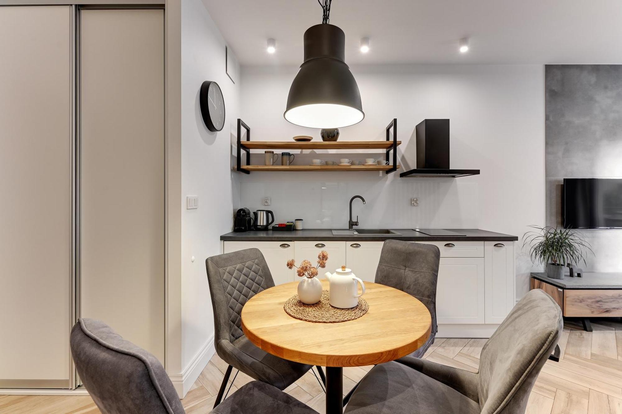 Aura III Apartments & Free Parking By Downtown Apartments 그단스크 객실 사진