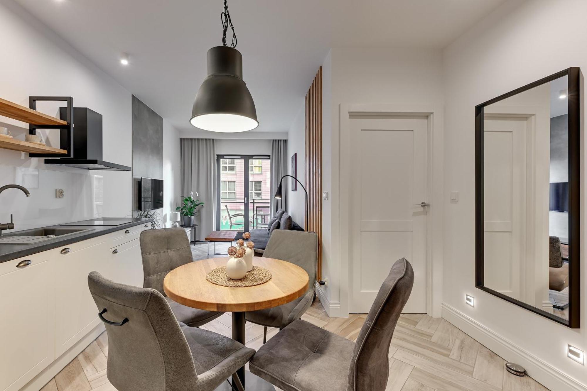 Aura III Apartments & Free Parking By Downtown Apartments 그단스크 객실 사진