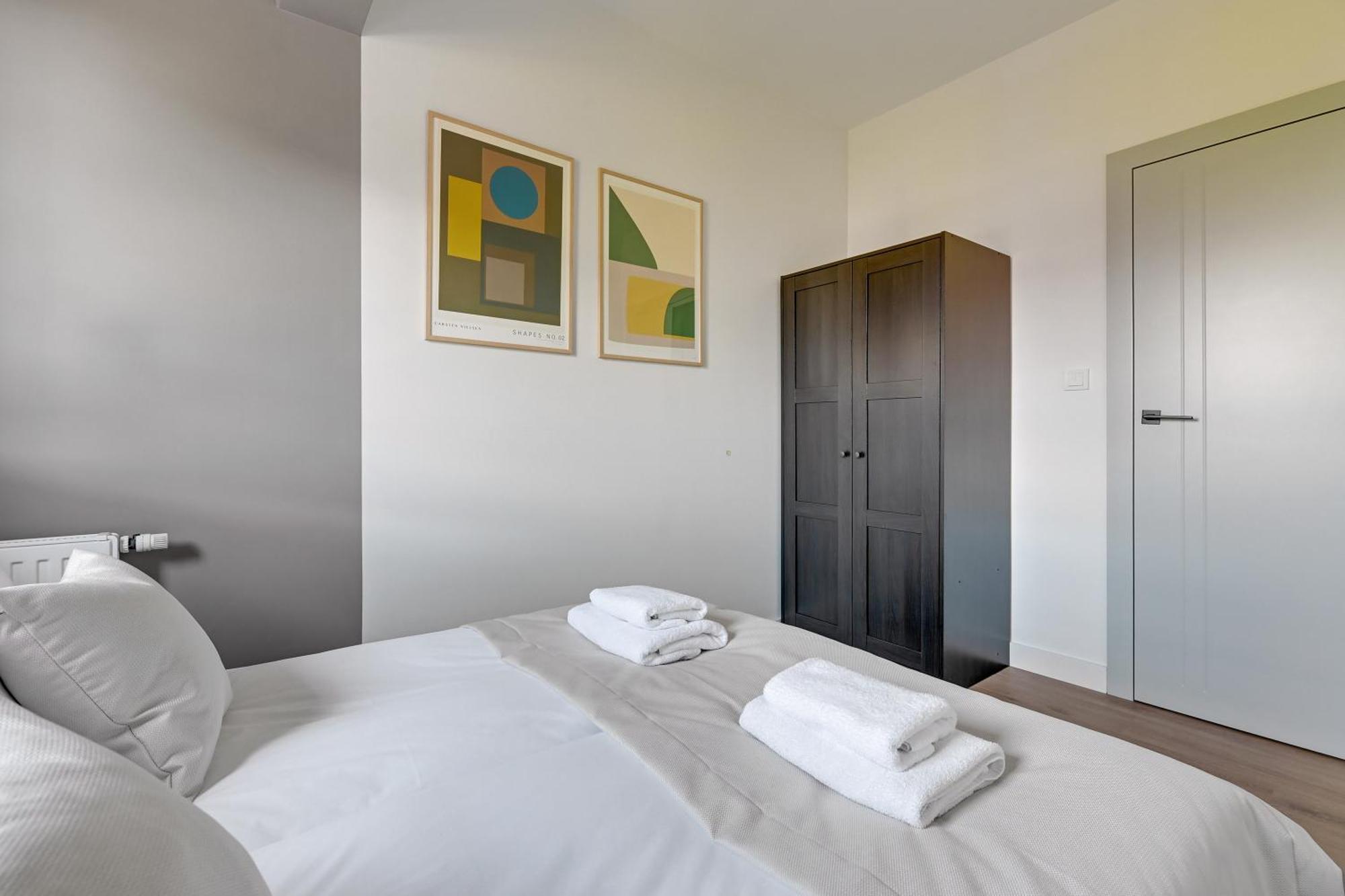 Aura III Apartments & Free Parking By Downtown Apartments 그단스크 객실 사진